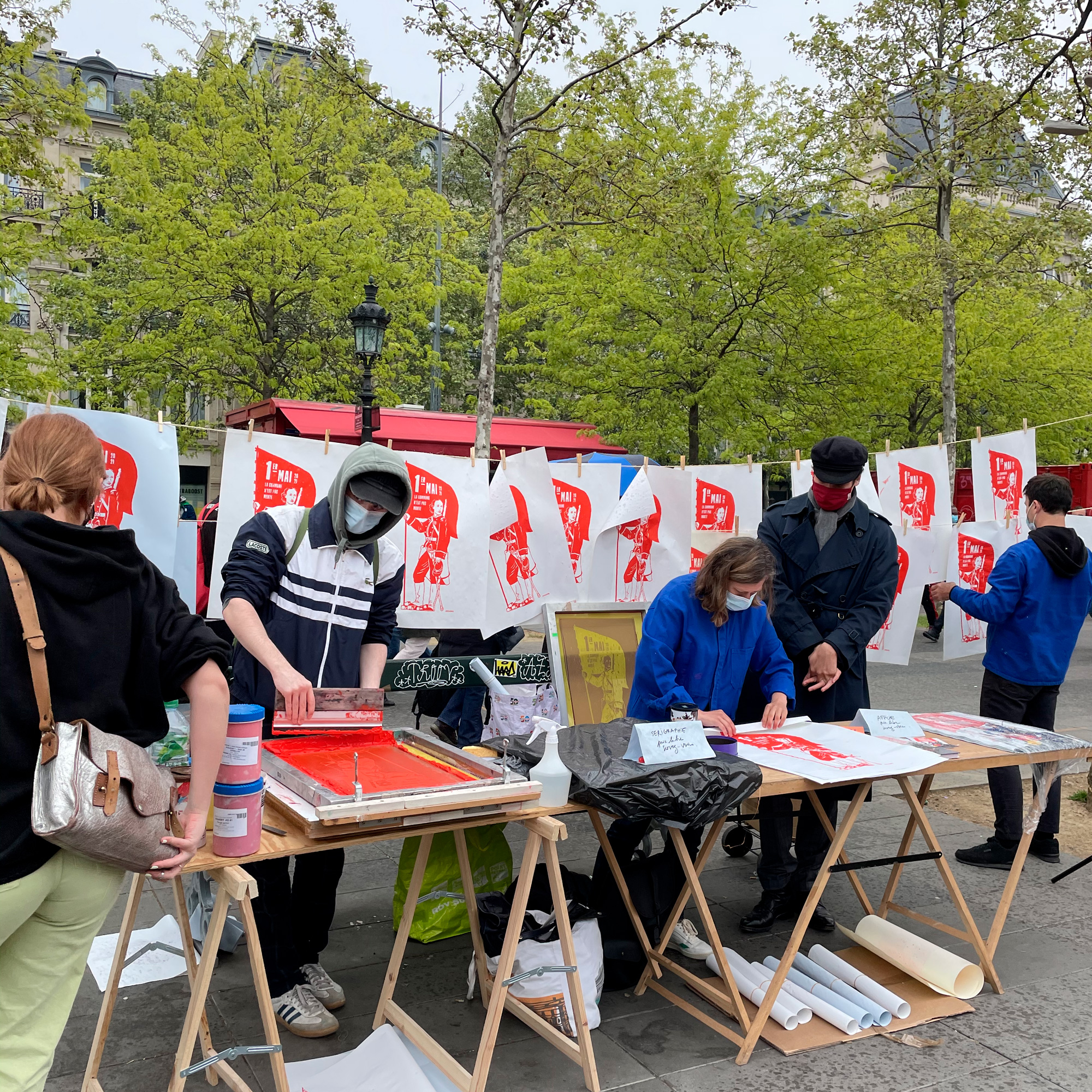 Atelier sur la Place de la République à Paris. 150e anniversaire de la Commune de Paris - 1er mai 2021